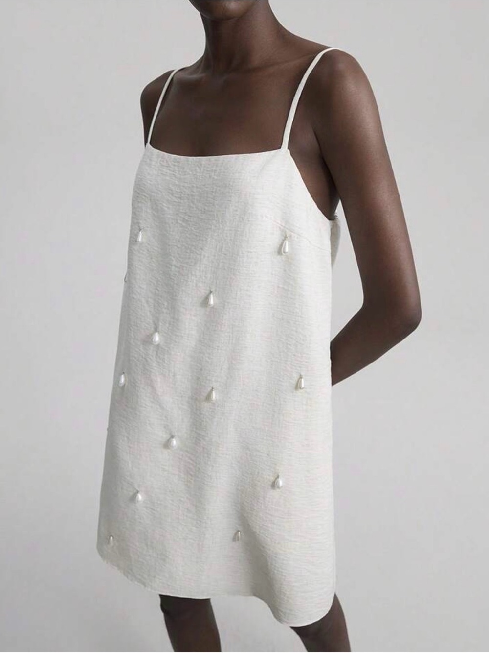 Pearl Teardrop Embellished Dress - Picture 5 of 6